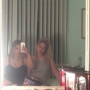 Meet your Posher, Chloe